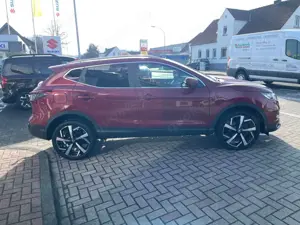 Nissan Qashqai 1.3 DiG-T Zama Pano/AHK/Automatik Bild 4