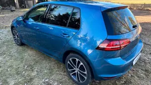 Volkswagen Golf VII 1.2 TSI Lounge BMT+Bi-X+GJ+17+FLA+SH+PD Bild 3