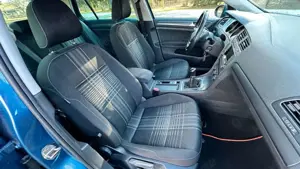 Volkswagen Golf VII 1.2 TSI Lounge BMT+Bi-X+GJ+17+FLA+SH+PD Bild 5