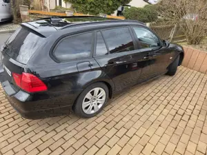 BMW 318 318d DPF Touring Aut. Edition Exclusive Bild 2