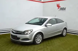 Opel Astra H 1.6 GTC Edition