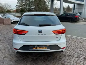 SEAT Leon ST FR 1.5 TGI/CNG 96 KW DSG LED NAVI LEDER Bild 4