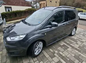 Ford Tourneo Courier Titanium 1.0 EcoBoost, Zahnriemen und Ölpumpe neu
