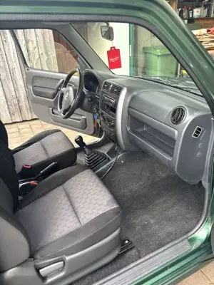 Suzuki Jimny Jimny 1.5 DDiS Comfort Bild 3