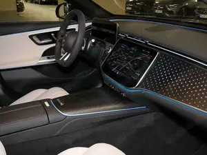 Mercedes-Benz E 220 d T AMG+SITZKLIMA+AHK+PANO+360°+DISTRONIC+ Bild 5