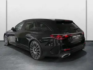 Mercedes-Benz E 220 d T AMG+SITZKLIMA+AHK+PANO+360°+DISTRONIC+ Bild 3