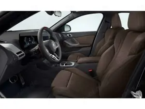 BMW 135 xDrive Panorama Head-Up AHK Bild 3