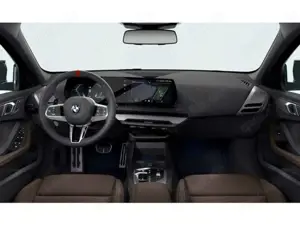 BMW 135 xDrive Panorama Head-Up AHK Bild 4