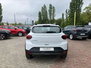 Dacia Sandero Stepway Expression TCe 90 Bild 4