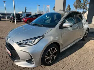 Toyota Yaris Hybrid 1.5 VVT-i Team DE*SHZ,RFK,PDCv.h*