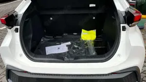 Toyota C-HR Hybrid FWD Teamplayer Bild 5