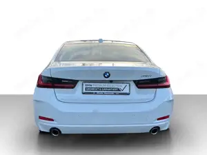 BMW 318 i Limousine Navi LED Komfortzugang Alarm Navi LED Bild 4