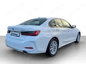 BMW 318 i Limousine Navi LED Komfortzugang Alarm Navi LED Bild 3