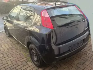 Fiat Grande Punto Grande Punto  5-Türer 1.4 8V Dynamic Bild 3