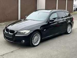 BMW 318 318d E91 NAVI SITZHEIZUNG PDC 8FACH 17ZOLL