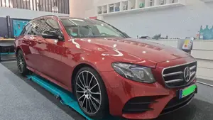 Mercedes-Benz E 300 E 300 d (213.208)