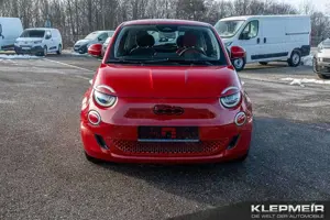 Fiat 500 (RED) MJ22 Bild 2