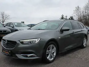 Opel Insignia 1,5 TURBO 165 PS KLIMATR NAVI PDC EU6