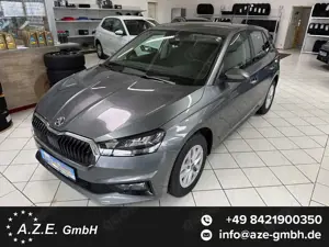 Skoda Fabia 1.0 MPI 130 Jahre *PDC*GRA*SH*KAMERA*APP*MFL*5J...
