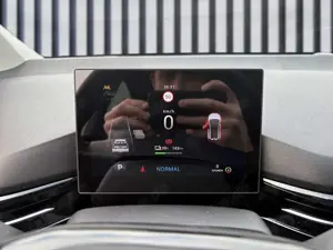 MG MG4 Luxury 64kWh LED Navi Wärmepumpe Bild 5