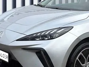 MG MG4 Luxury 64kWh LED Navi Wärmepumpe Bild 3