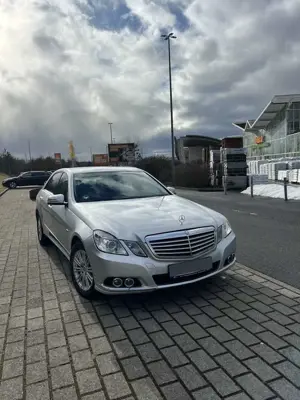 Mercedes-Benz E 220 W212 CDI BlueEFFICIENCY Automatik Elegance l