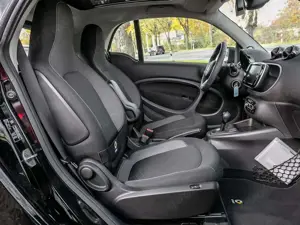 smart forTwo EQ EXCLUSIVE BLACK LAST ONE Kamera LED Bild 5