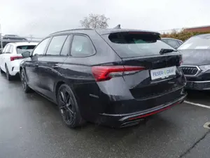 Skoda Octavia 2.0 TSI RS DSG AHK ACC Navi Matrix RüKa Bild 4