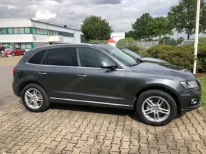 Audi Q5 Q5 2.0 TFSI quattro tiptronic, S-Line, Leder, Pano, BO Bild 2