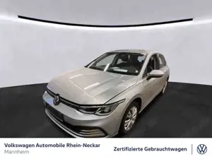 Volkswagen Golf VIII Lim 1.0 eTSI Automatik LED Navi Digita Bild 3