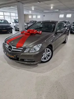 Mercedes-Benz E 250 Coupé E 250 CDI BlueEFFICIENCY AVANTG.