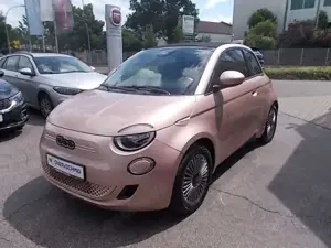 Fiat 500 500e Cabrio 42 kWh (118 PS)