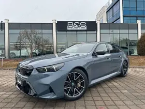 BMW M5 Touring ACC,HUD,PANO,BW,KERAMIK,AHK,VOLL