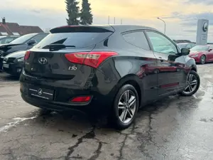 Hyundai i30 Coupe Classic LENK-/SHZ LEDER PDC TEMPO LM Bild 5