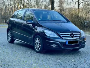 Mercedes-Benz B 200 B 200 Turbo /SHZ/Xenon/Navi/8xbereift