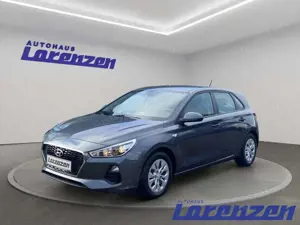 Hyundai i30 1.6 CRDi 95 PS Spurhalteass. Fernlichtass. Temp Be Bild 3