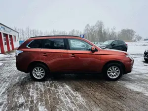 Mitsubishi Outlander ClearTec Intense 4WD Bild 4