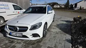 Mercedes-Benz C 220 C-Klasse T-Modell Diesel d 4Matic T 9G-TRONIC AMG