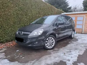 Opel Zafira Zafira 1.8 Family