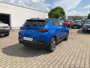 Opel Grandland X X GS 1.2T 130 PS Navi*Allwetter*LED Bild 3