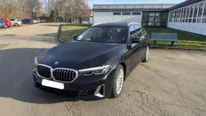 BMW 530 BMW 530e xDrive Touring Luxury Line