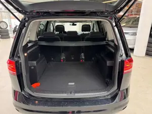 Volkswagen Touran 1.4 TSI Highline DSG+LED+Navi+Panorama Bild 4