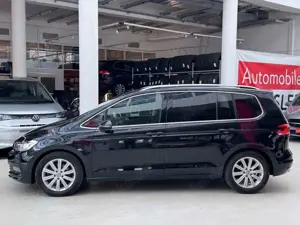 Volkswagen Touran 1.4 TSI Highline DSG+LED+Navi+Panorama Bild 2