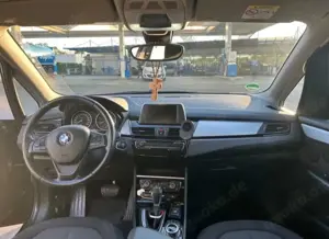 BMW 218 218 d Advantage