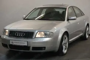 Audi S6 4.2 V8 quattro Automatik StzHzg Solardach