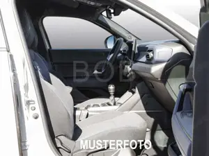 Dacia Duster Neuer Journey hybrid-G 150 4x4 NAVI SHZ Bild 4