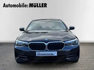 BMW 520 i Limousine Park-Assistent Navi Leder Digitales Co Bild 3