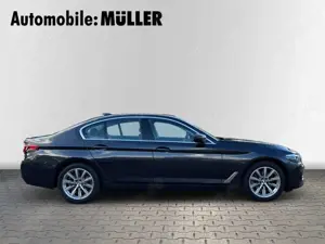 BMW 520 i Limousine Park-Assistent Navi Leder Digitales Co Bild 4