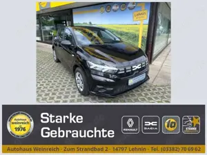 Dacia Sandero mit Klima, DAB  Bluetooth Klima Einparkhilfe