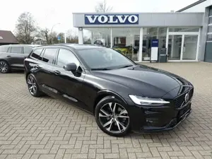 Volvo V60 Plus B4 Mild hybrid/Dark/Pano/360°/HK/BLS Bild 3
